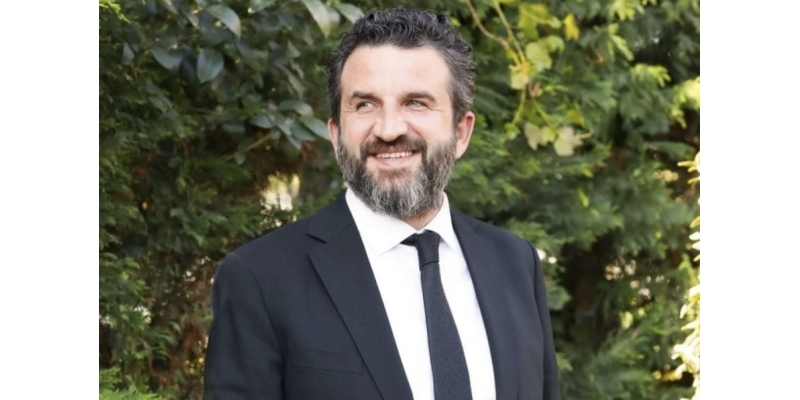 İstanbul'da Operasyon: Burak Yakın Gözaltında