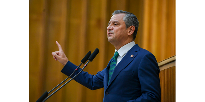 İmamoğlu’na Diploma Soruşturması: Özgür Özel’den AKP’ye Eleştiri