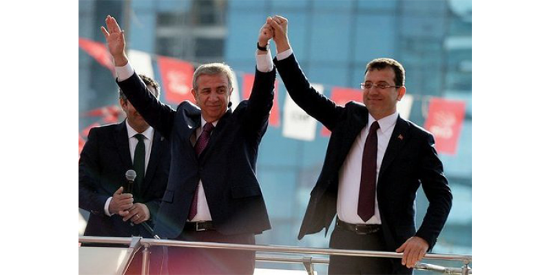 Siyasi Denge Değişiyor mu? Erdoğan’ın Önünde İlk Kez İki Aday