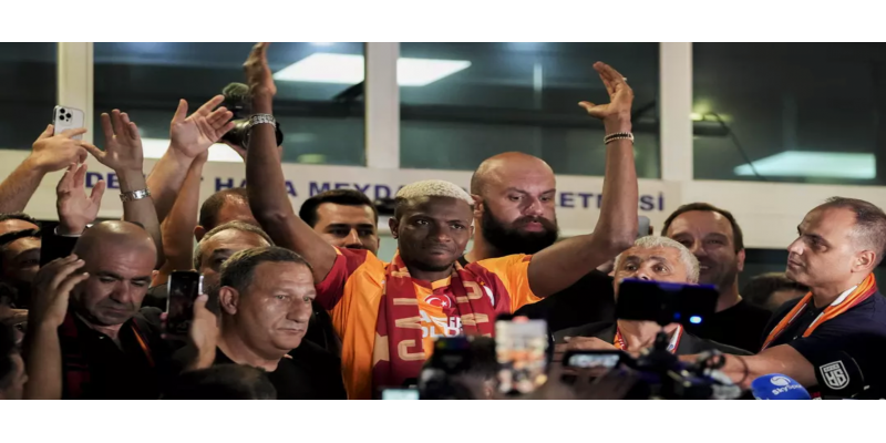 Osimhen Fırtınası Başladı: İstanbul'da Büyük Karşılama!