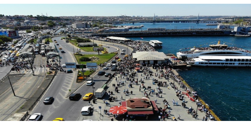 Eminönü’nde Ulaşımda Değişiklik: Vapur İskelesi Kapanıyor, Otobüs Seferleri Başlıyor