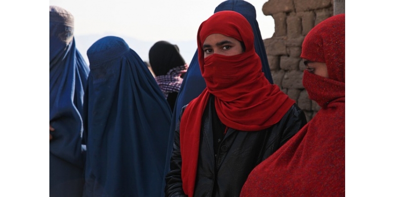 Afganistan'da Taliban'ın Kız Çocuklarının İlkokul Eğitimi Almasını Yasakladığı Bildirildi!
