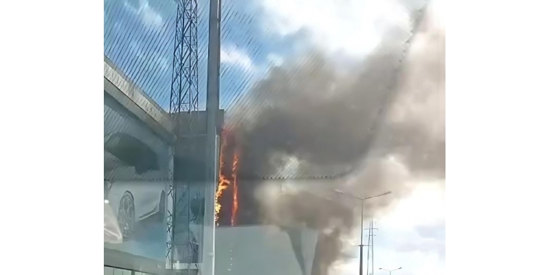 İstanbul Bahçelievler’deki Okul Yangını, İtfaiye Ekiplerinin Müdahalesiyle Söndürüldü